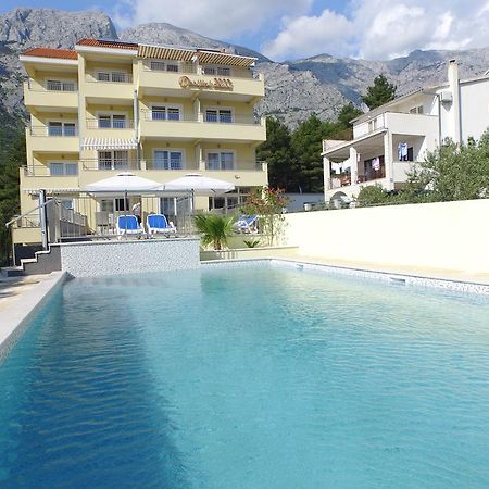 Dorijini Dvori Bed & Breakfast Baška Voda Dış mekan fotoğraf