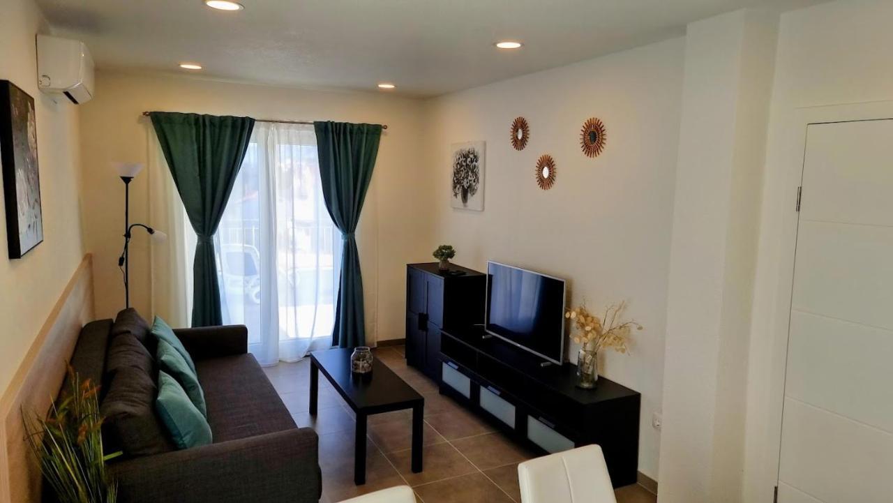 Dorijini Dvori Bed & Breakfast Baška Voda Dış mekan fotoğraf