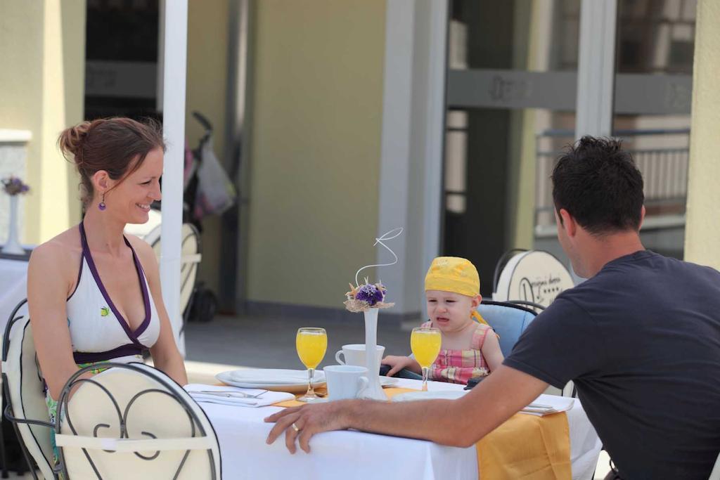 Dorijini Dvori Bed & Breakfast Baška Voda Dış mekan fotoğraf