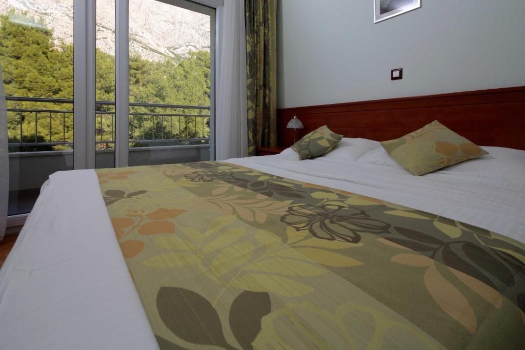 Dorijini Dvori Bed & Breakfast Baška Voda Dış mekan fotoğraf
