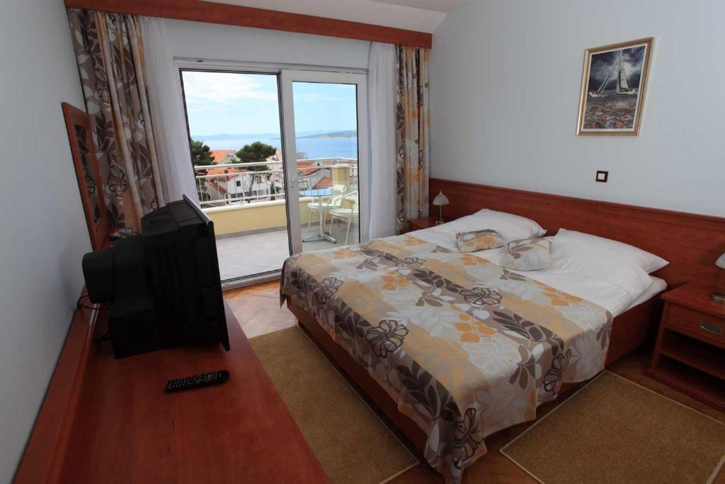 Dorijini Dvori Bed & Breakfast Baška Voda Dış mekan fotoğraf